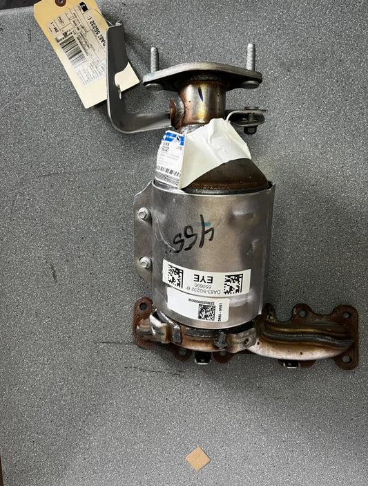 Múltiple de Escape Motorcraft DA8Z-5G232-C